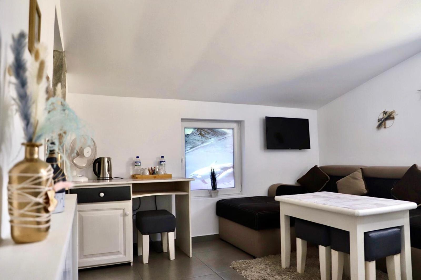 Cazare Moldi - Regim Hotelier Câmpulung Moldovenesc Exteriér fotografie