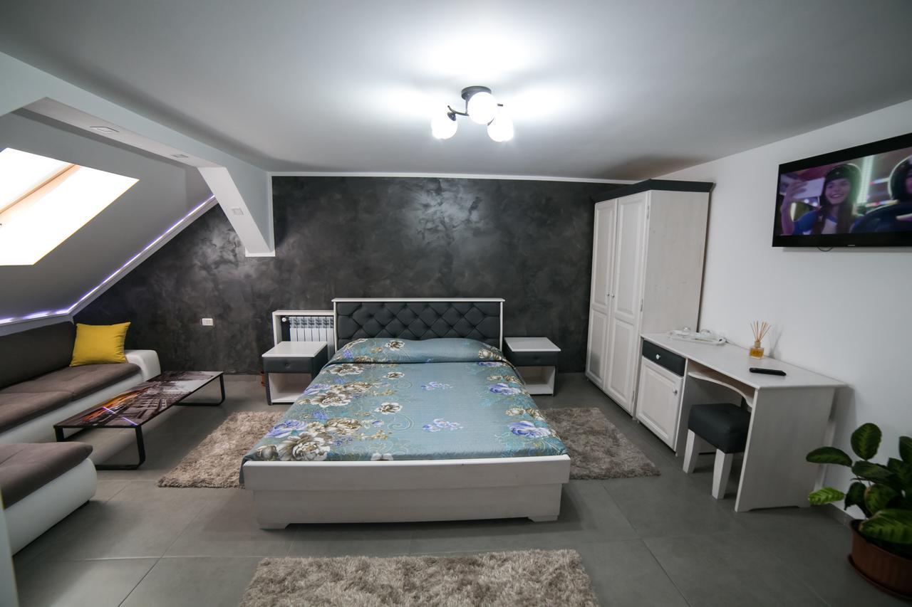 Cazare Moldi - Regim Hotelier Câmpulung Moldovenesc Exteriér fotografie
