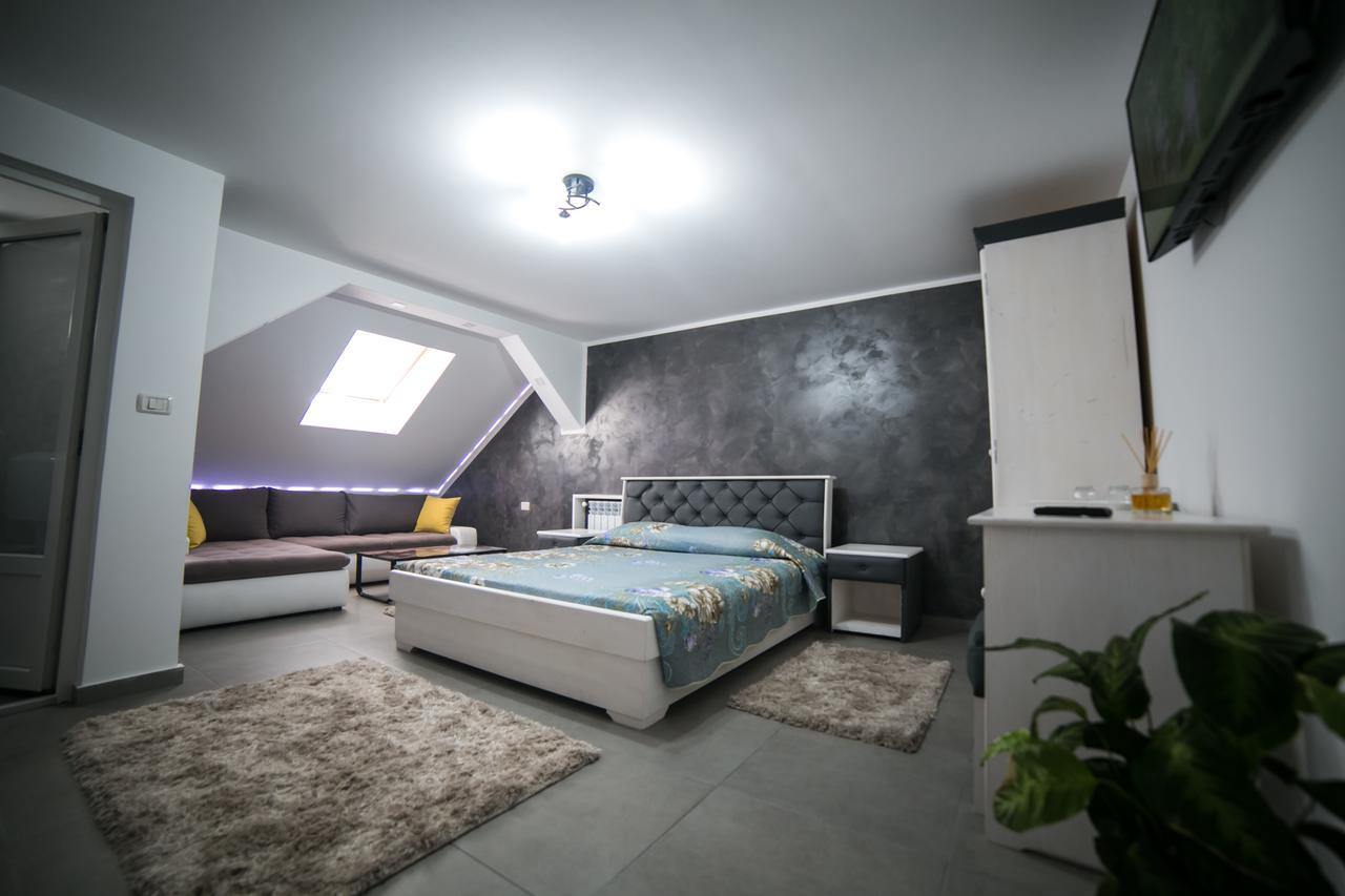Cazare Moldi - Regim Hotelier Câmpulung Moldovenesc Exteriér fotografie