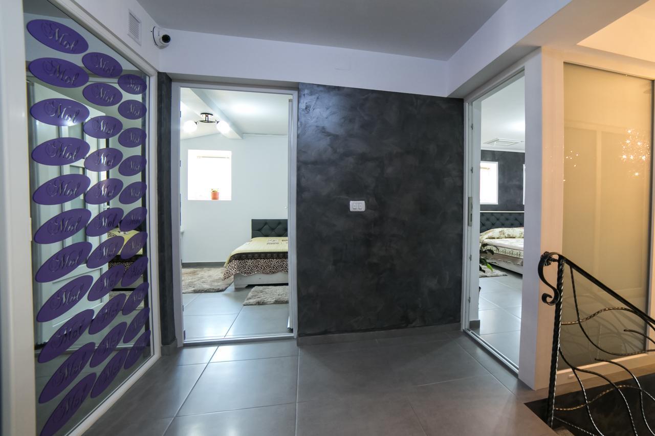 Cazare Moldi - Regim Hotelier Câmpulung Moldovenesc Exteriér fotografie